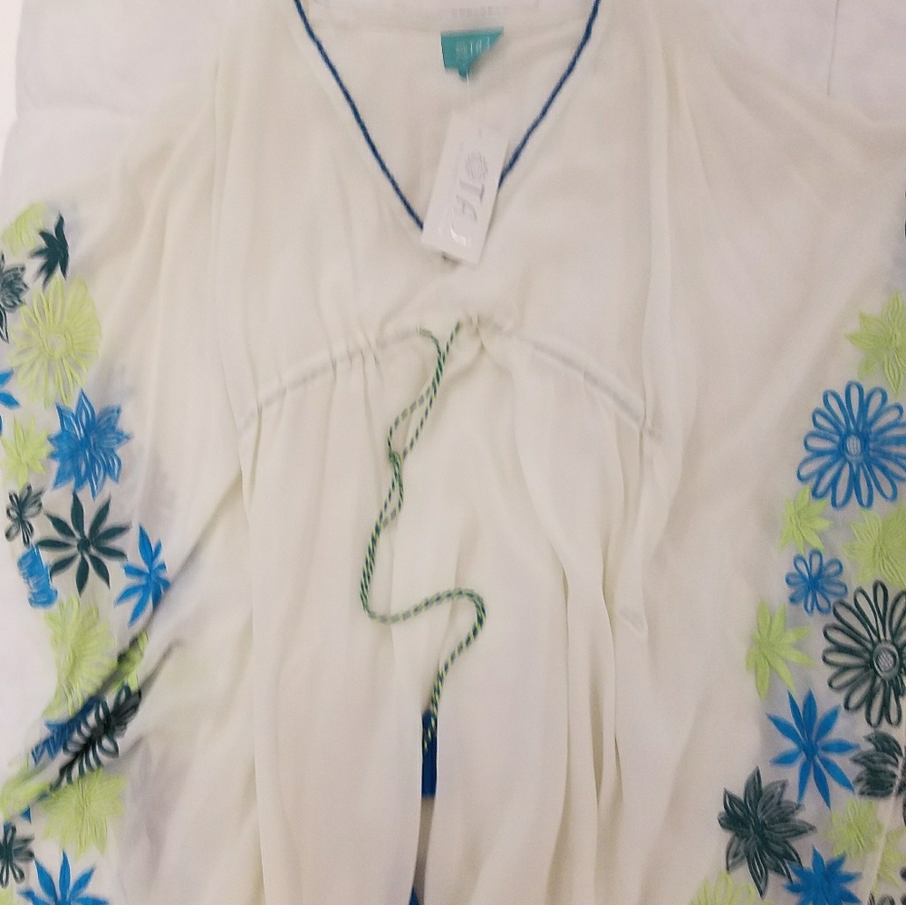 Tunic - Picture 3 of 6